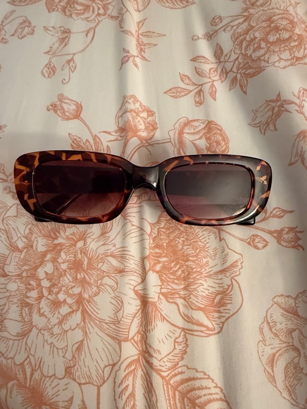 Tortoiseshell Rectangular Women's Sunglasses - Brown